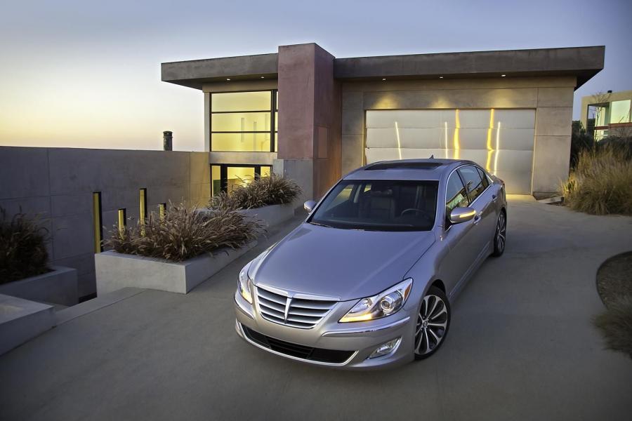  Hyundai Genesis 2012 года  (фото 55 из 73)